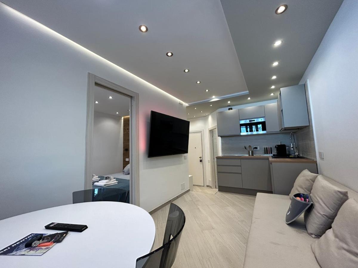 Terra Apartment - Ski In & Ski Out - Cerviniaholidays-Com Breuil-Cervinia Buitenkant foto