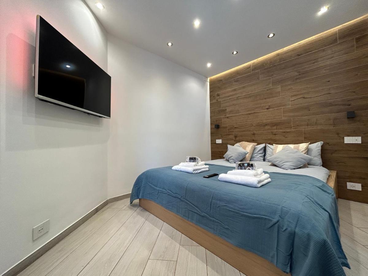Terra Apartment - Ski In & Ski Out - Cerviniaholidays-Com Breuil-Cervinia Buitenkant foto
