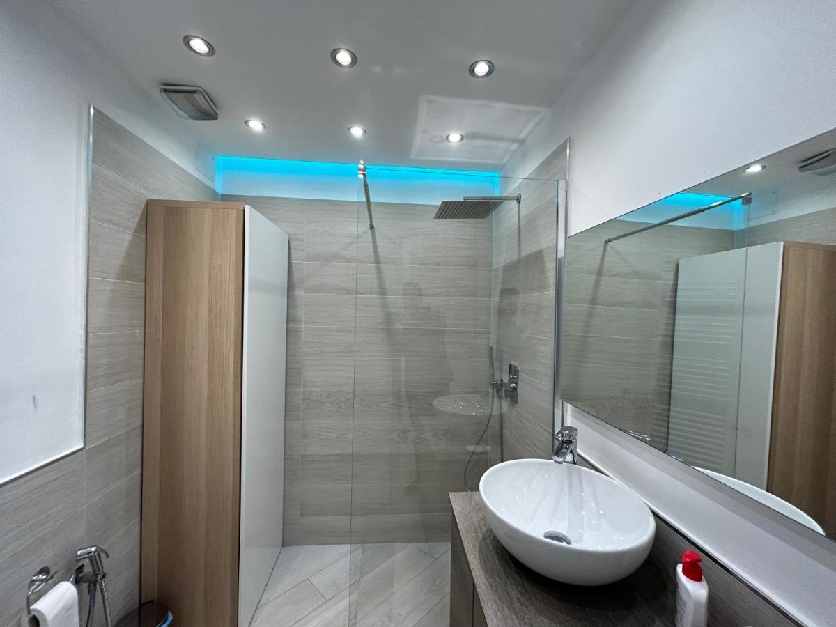 Terra Apartment - Ski In & Ski Out - Cerviniaholidays-Com Breuil-Cervinia Buitenkant foto